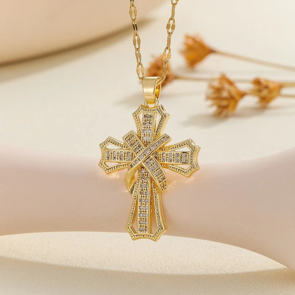 New Retro Micro-inlaid Diamond Zircon Cross Pendant - Lip Style Necklace
