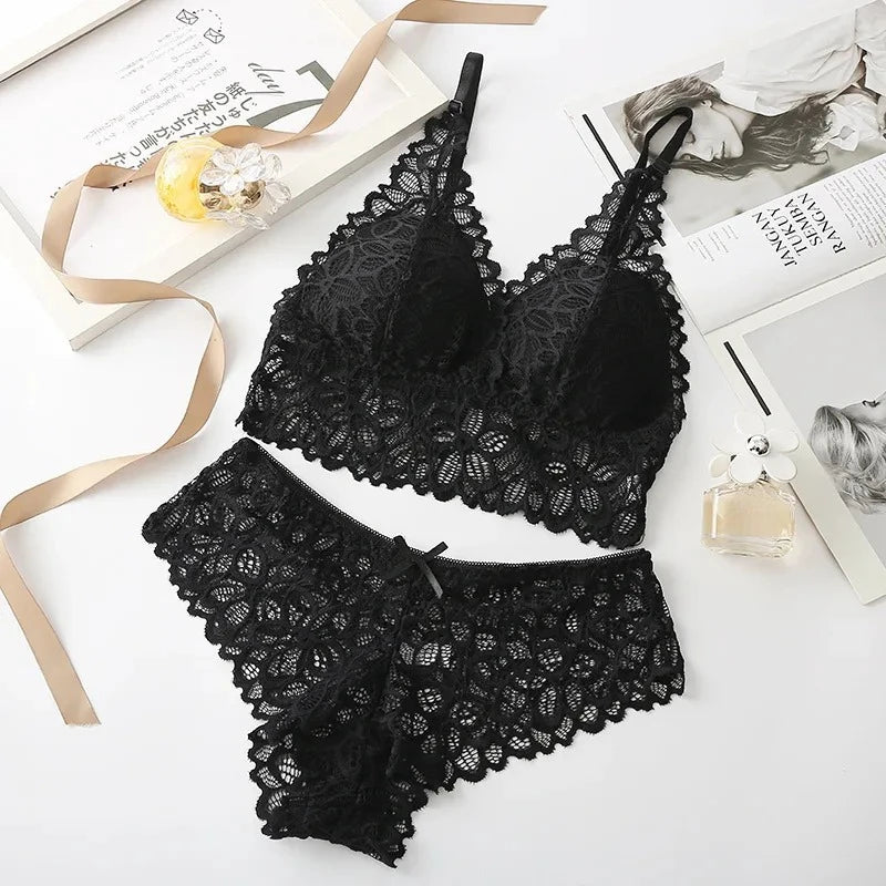 Sexy Lace Wire Free Bra / Panty Set