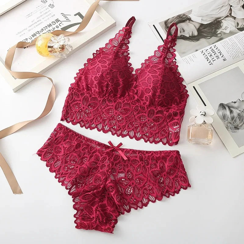 Sexy Lace Wire Free Bra / Panty Set